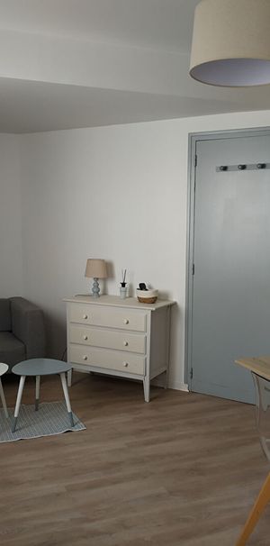 Location Appartement 1 pièce 21m² - Photo 1