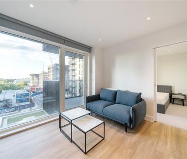 Studio to rent - Photo 1