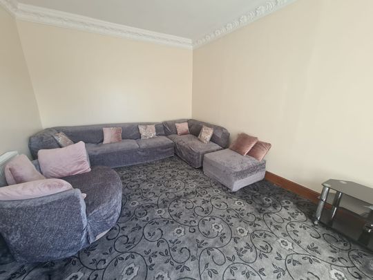 6 Bed - 27 Regent Terrace, Hyde Park, Leeds - LS6 1NP - Student - Photo 1