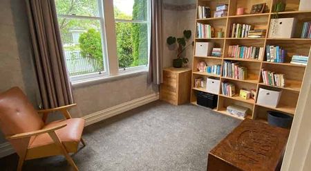 Sunny Home in Richmond - Photo 4