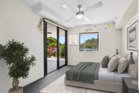 Waterfront Living with Ground-Floor Convenience! - Photo 5