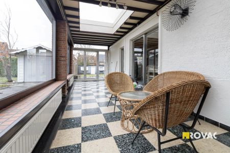 Zeer verzorgde en karaktervolle halfopen bebouwing met tuin en garage - Photo 3