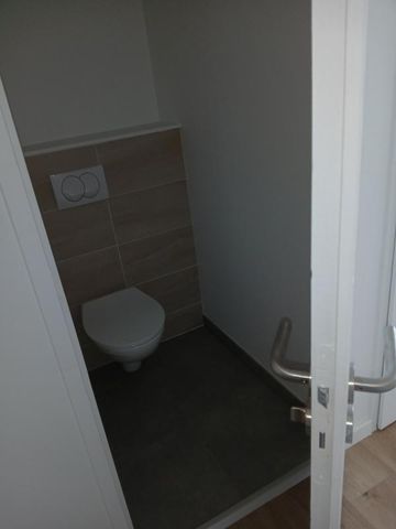 Location Appartement 3 pièces 65m² VANNES 56000 - Photo 3