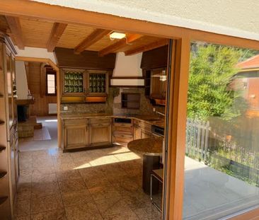 2.5 Zimmer, 115 m², 2. Stock - Photo 3