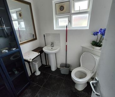 Studio Flat, Silverleigh Road, CR7 - Photo 3