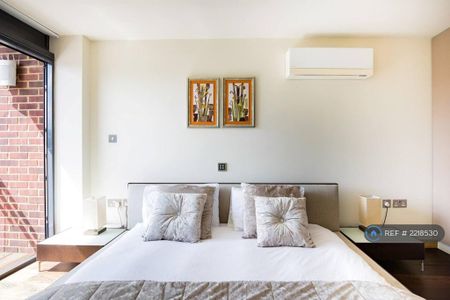 3 bedroom flat to rent - Photo 3