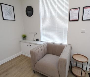 2 bedroom terraced house to rent - Photo 1