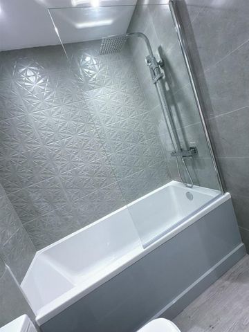 1 Bedroom Apartment - Purpose Built To Let - Photo 5