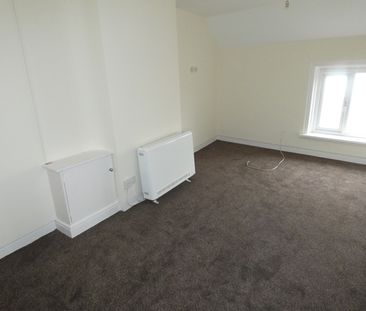 Bond Street Flat 4 - Photo 2