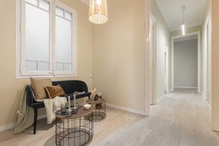 Carrer de Calàbria, Barcelona, Catalonia 08015 - Foto 5