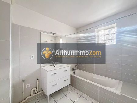 Location Appartement 3 pièces 66m² CHAMALIERES 63400 - Photo 5