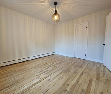 grand 5 1/2 lumineux, chauffé avec stationnement limoilou - Photo 2