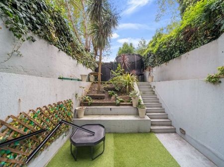 2 Bed Flat, Gwendwr Road, W14 - Photo 4