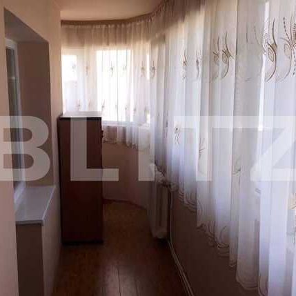 3 camere, 100 mp, parcare, prima inchiriere, zona Profi - Photo 1