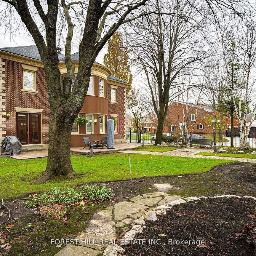 For Lease - 14 Willet Crescent, Richmond Hill, Ontario - Photo 1