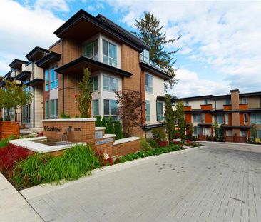 Stunning Southridge Club Three Bedrooms Plus Den - Photo 2