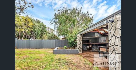 Stylish Living with Convenience at Your Doorstep - Photo 4