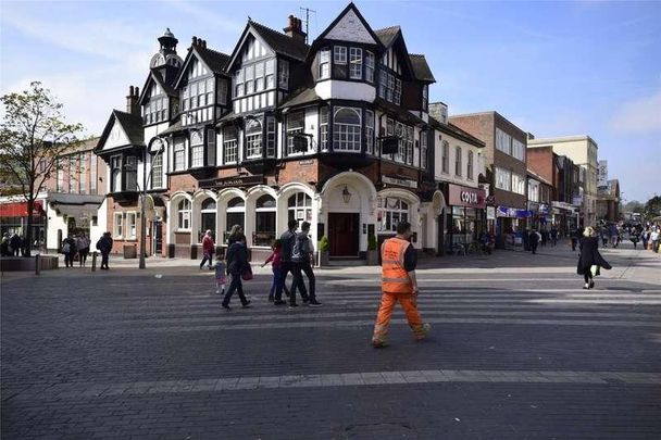 Upper Bridge Road, Redhill, Surrey, RH1 - Photo 1