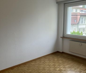 À louer - Bel appartement 4.5 pièces au 4ème étage - Photo 5