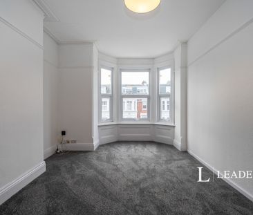 2 bedroom apartment to rent Southsea, PO4 - Photo 3