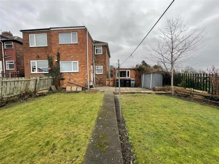 2 bedroom semi-detached house to rent - Photo 4