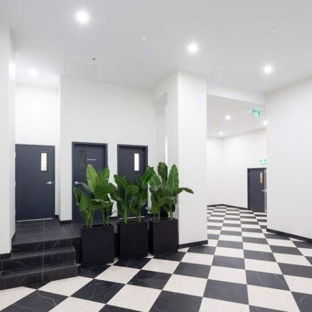 1 CH - 1 SDB - Montréal - $1,875 /mo - Photo 3