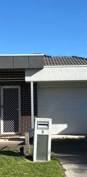 3-BEDROOM HOME WITH STUDY - Photo 1