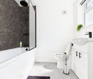 1 bedroom end of terrace house to rent - Photo 2