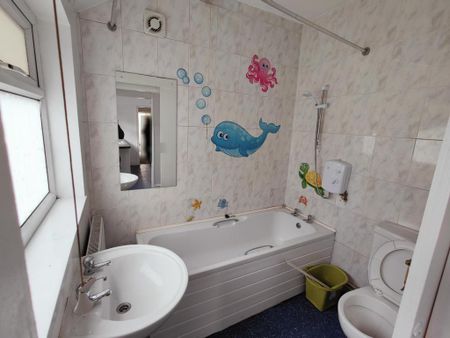 2 bedroom terraced house to rent - Photo 5