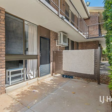 1 BEDROOM 1 BATHROOM FURNISHED STUDIO UNIT - Photo 4