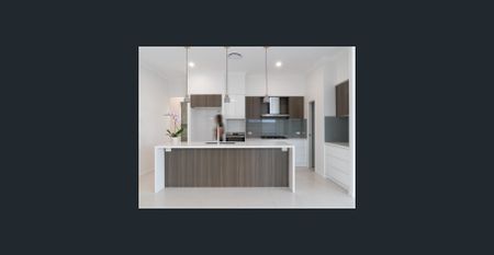 Ultra modern 4 bedrooms + 3 ensuites - Photo 4