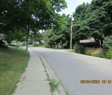 Detached Home For Lease | N9244900 - Photo 1