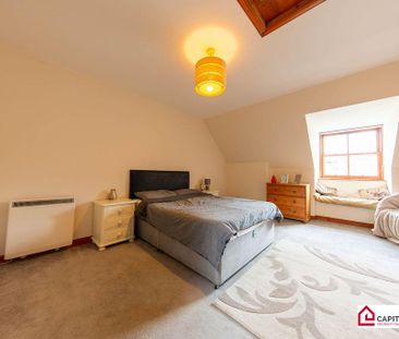 3 bedroom flat to rent - Photo 3