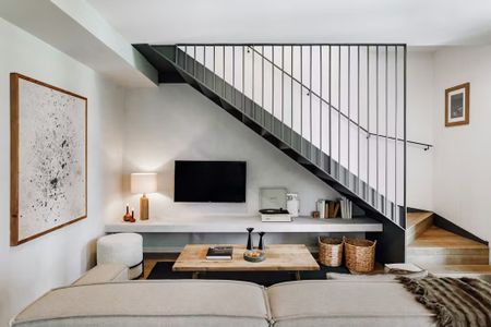 Carrer de Tamarit, Barcelona, Catalonia 08015 - Photo 2