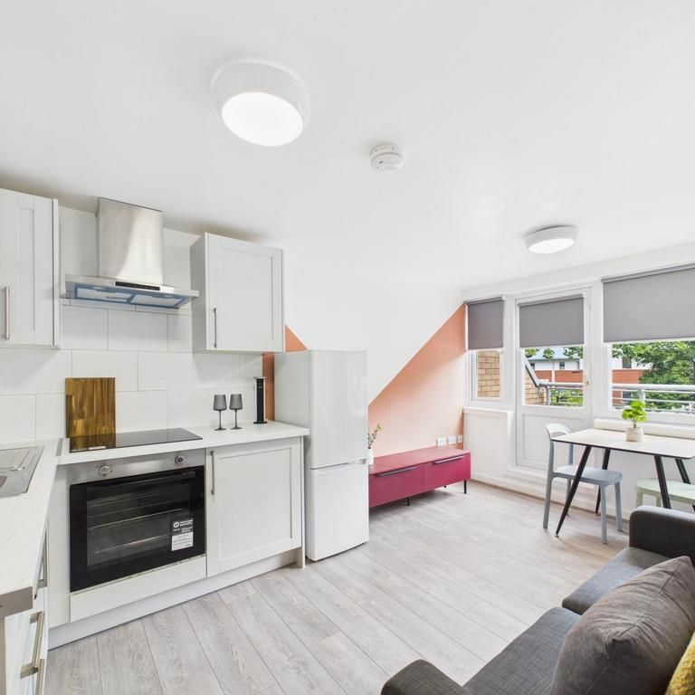 2 bedroom house to rent - Photo 1