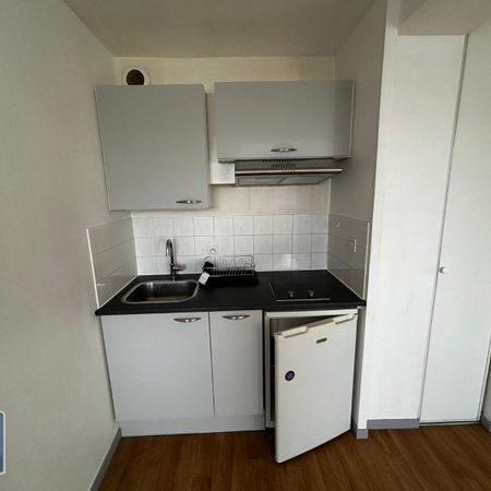 Location Appartement 1 pièce 26m² CHOLET 49300 - Photo 3