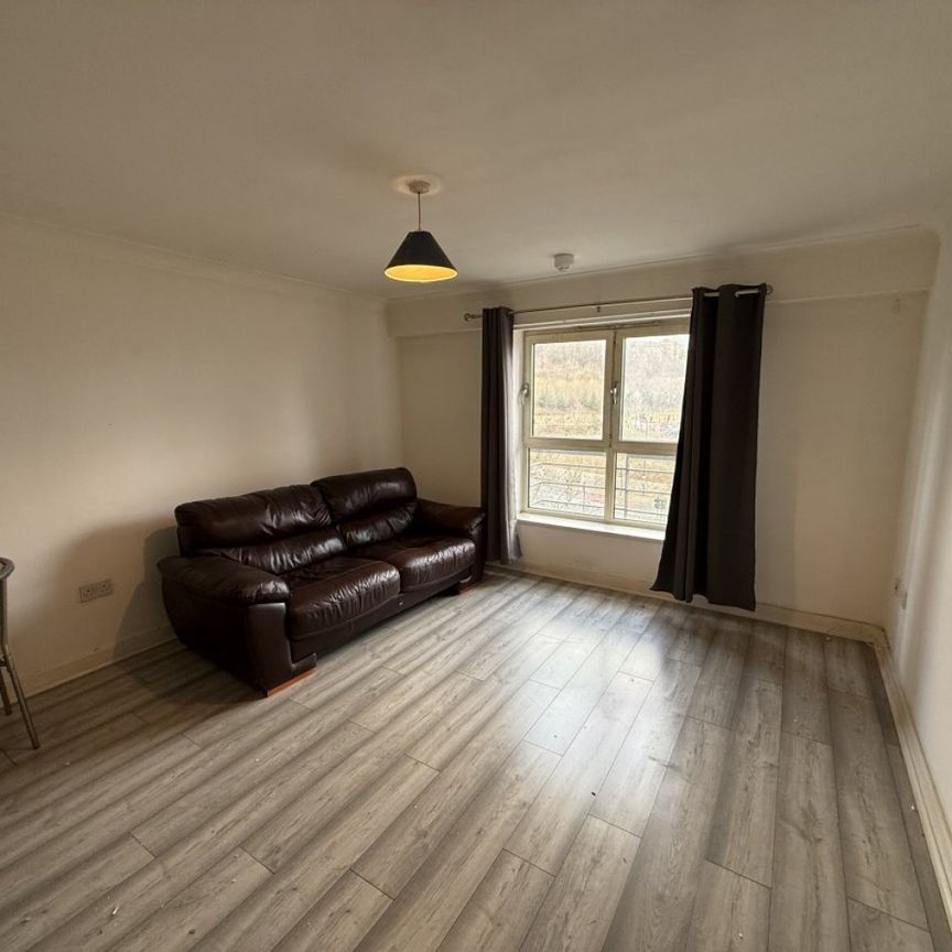 1 bed Apartment - To Let - Photo 1
