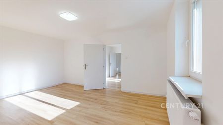 Pronájem bytu 2+kk 40 m² - Fotografie 3