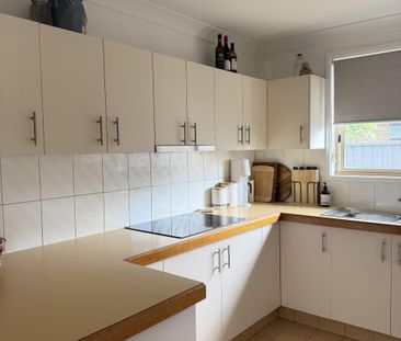 1/7 Davebill Court, Labrador, QLD 4215 - Photo 6