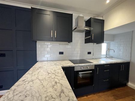 2 bedroom terraced house to rent - Photo 3