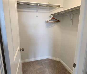 For Lease - 229 Tall Crass Crescent Unit# Main, Kitchener, Ontario - Photo 1