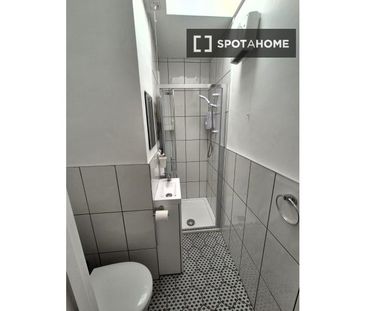 2-bedroom apartment for rent in Ballymun-Whitehall, Dublin. - Photo 5