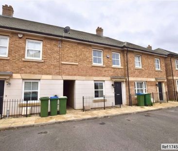 3 bed Terraced in Rainbow Road Erith, Dartford, DA8 2BS - Photo 6