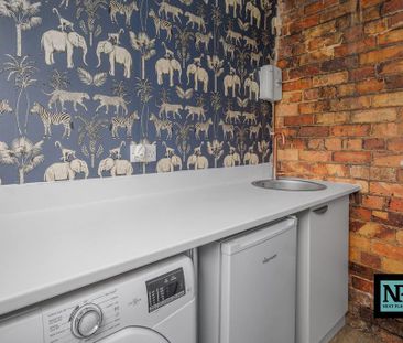 2 bedroom terraced house to rent - Photo 6