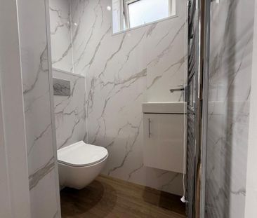 3 bedroom semi-detached house to rent - Photo 6