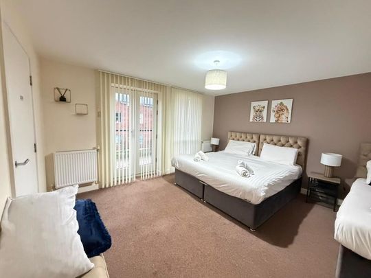 5 bedroom terraced house to rent - Photo 1