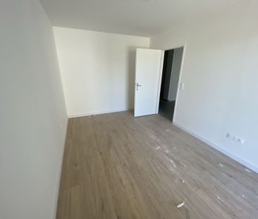 Location Appartement 3 pièces 69m² - Photo 5