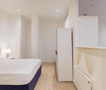 Studio to rent - Photo 6