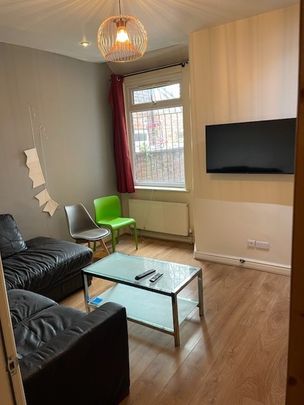 4 Bed Terraced House, Whitby Road, M14 - Photo 1