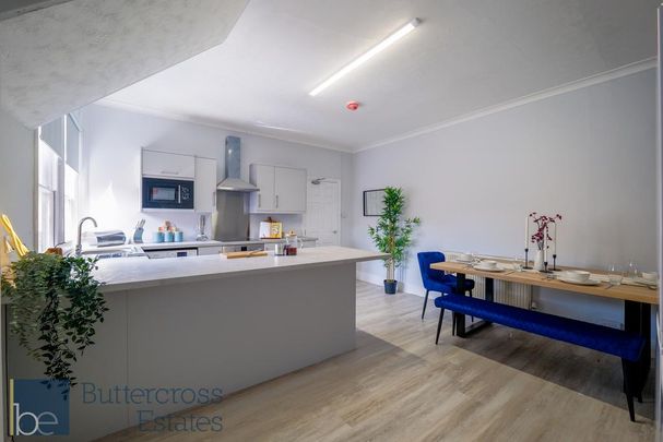 1 bedroom in a house share to rent - Photo 1